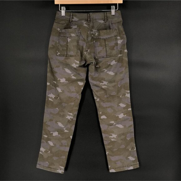 Anthropologie Women's The Wanderer Camo Cargo Pants 26P Green Mid Rise Cropped - Picture 2 of 9